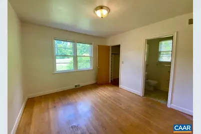 912 Saint Charles Ave, Charlottesville, VA 22901 - Photo 6