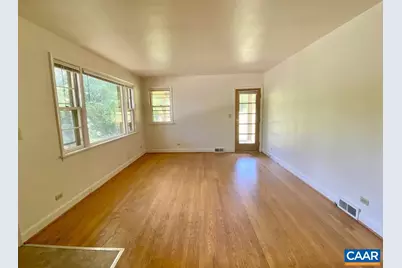 912 Saint Charles Ave, Charlottesville, VA 22901 - Photo 4