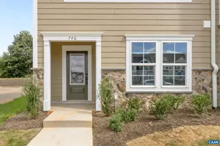 14 Forbes Dr, Charlottesville, VA 22911 - Photo 2