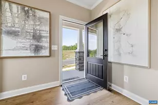 35B Bethune St, Scottsville, VA 24590 - Photo 6
