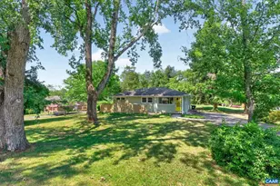 117 Buckingham Cir, Charlottesville, VA 22903 - Photo 2