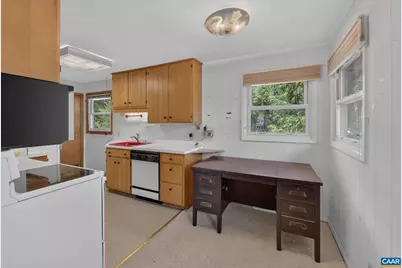 117 Buckingham Cir, Charlottesville, VA 22903 - Photo 10