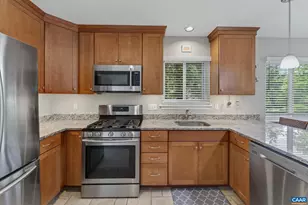 1303 Timberbranch Ct, Charlottesville, VA 22902 - Photo 10