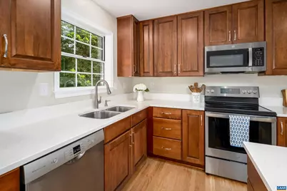 1641 Brightfield Pl, Charlottesville, VA 22901 - Photo 30