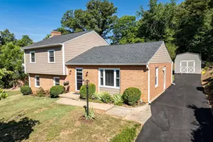 327 Brentwood Rd, Charlottesville, VA 22901 - Photo 4