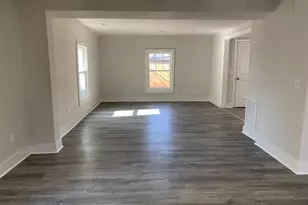 337 SW 6th St, Charlottesville, VA 22903 - Photo 10