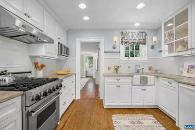 1868 Edgewood Ln, Charlottesville, VA 22903 - Photo 4
