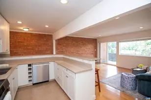 1800 Jefferson Park Ave, Charlottesville, VA 22903 - Photo 10