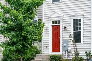 2089 Elm Tree Ct, Charlottesville, VA 22911 - Photo 2