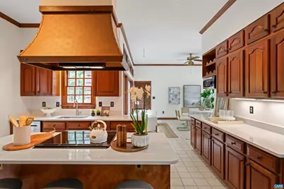 715 Tanglewood Rd, Charlottesville, VA 22901 - Photo 18