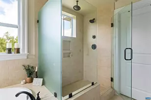 2246 Hyland Ridge Dr, Charlottesville, VA 22911 - Photo 26