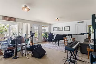 2246 Hyland Ridge Dr, Charlottesville, VA 22911 - Photo 38