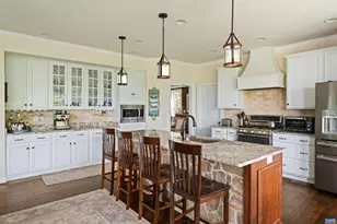 2246 Hyland Ridge Dr, Charlottesville, VA 22911 - Photo 12