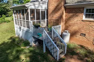 122 Bollingbrook Dr, Charlottesville, VA 22911 - Photo 24
