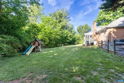 122 Bollingbrook Dr, Charlottesville, VA 22911 - Photo 54