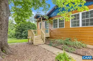 190 Hayman St, Scottsville, VA 24590 - Photo 2