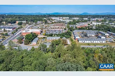 114 Brandywine Ct #114, Charlottesville, VA 22901 - Photo 4