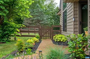 1067 Highland Dr, Charlottesville, VA 22901 - Photo 8
