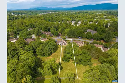 1067 Highland Dr, Charlottesville, VA 22901 - Photo 36