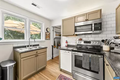 1415 Cherry Ave, Charlottesville, VA 22903 - Photo 18