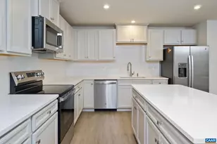 5128 Lazy Branch Ln, Keswick, VA 22947 - Photo 4