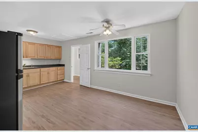 113 Scarborough Pl, Charlottesville, VA 22903 - Photo 10