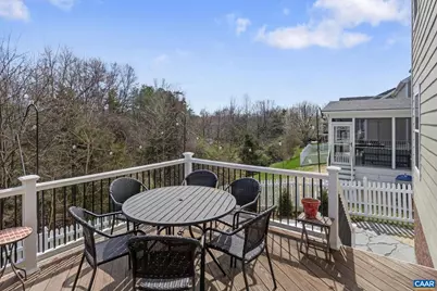 1843 Wickham Pl, Charlottesville, VA 22901 - Photo 22