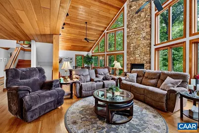 24 Pedlars Pt, Wintergreen, VA 22967 - Photo 8
