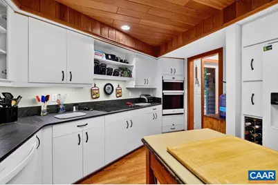 24 Pedlars Pt, Wintergreen, VA 22967 - Photo 18