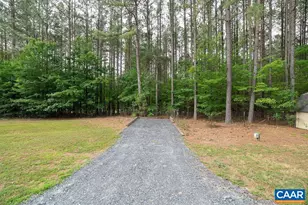 1166 Georgia Creek Rd, Scottsville, VA 24590 - Photo 36