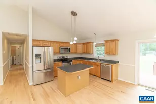 1166 Georgia Creek Rd, Scottsville, VA 24590 - Photo 10