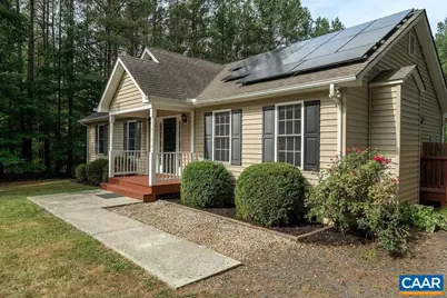 1166 Georgia Creek Rd, Scottsville, VA 24590 - Photo 2