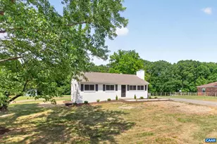 1546 Thomas Jefferson Pkwy, Charlottesville, VA 22902 - Photo 24