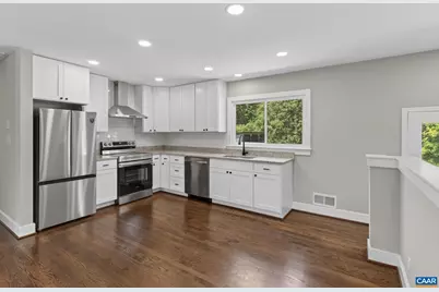 1546 Thomas Jefferson Pkwy, Charlottesville, VA 22902 - Photo 8