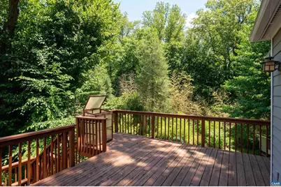 1614 Rose Hill Dr, Charlottesville, VA 22903 - Photo 12