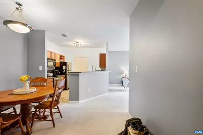 720 Walker Sq #3B, Charlottesville, VA 22903 - Photo 2