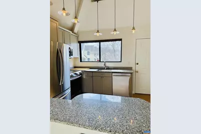 1238 Chatham Rdg, Charlottesville, VA 22901 - Photo 2