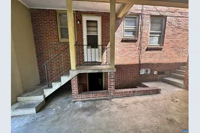 912 Saint Charles Ave, Charlottesville, VA 22901 - Photo 8