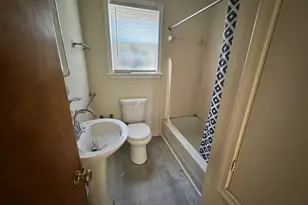 912 St Charles Ave, Charlottesville, VA 22901 - Photo 12