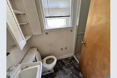 912 Saint Charles Ave, Charlottesville, VA 22901 - Photo 16