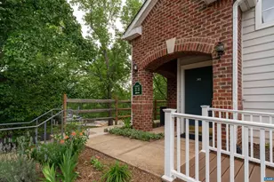 1055 Weybridge Ct, Charlottesville, VA 22911 - Photo 2