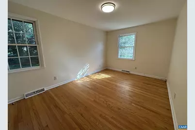 1724 Solomon Rd #B, Charlottesville, VA 22901 - Photo 12