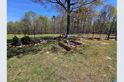 3814 S Constitution Rte, Dillwyn, VA 23936 - Photo 10