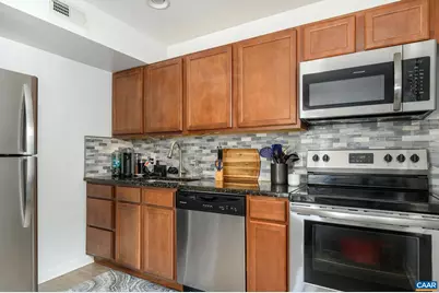 1211 Villa Ln #E, Charlottesville, VA 22903 - Photo 6