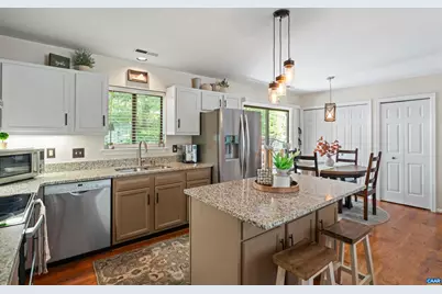 7 Ridgeview Cir, Charlottesville, VA 22902 - Photo 12