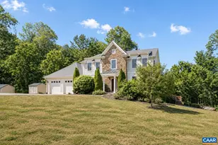 905 Williston Ct, Charlottesville, VA 22901 - Photo 2