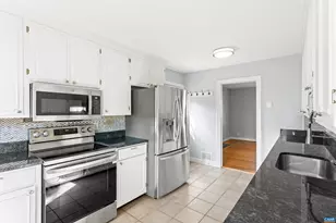 8005 Washington Ct, Charlottesville, VA 22911 - Photo 10