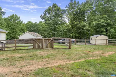 95 B-A-H Rd, Scottsville, VA 24590 - Photo 24