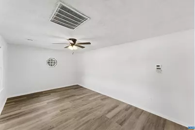 28 Hunters Ln, Dillwyn, VA 23936 - Photo 8