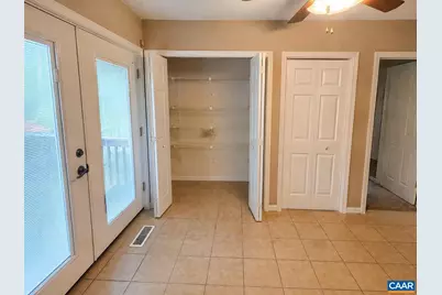 1471 Gray Stone Ct, Charlottesville, VA 22902 - Photo 10